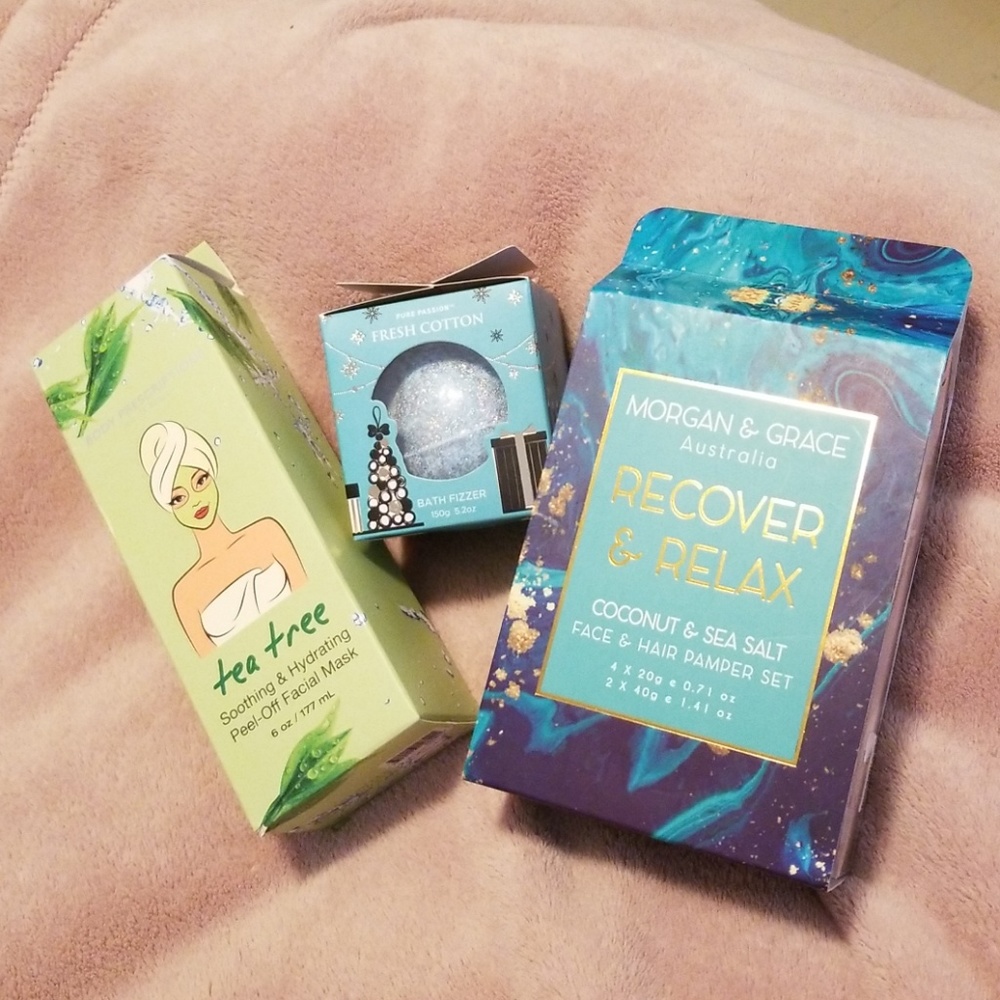 Skin Care Gift Set!